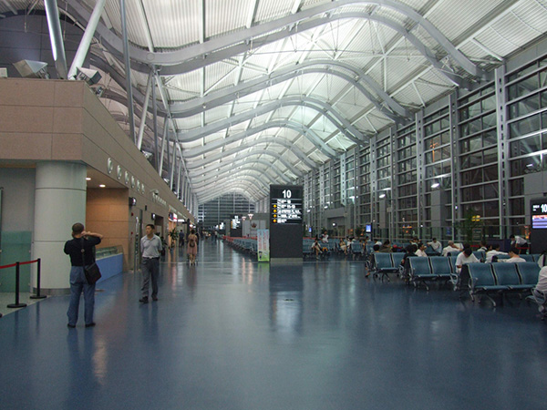 新郑机场候机大厅